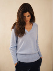 Mari cashmere v neck sweater - Soft Blue