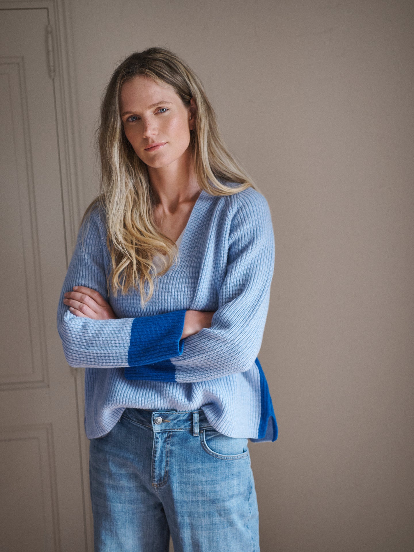 Rosalie merino cashmere V neck sweater - Light Blue