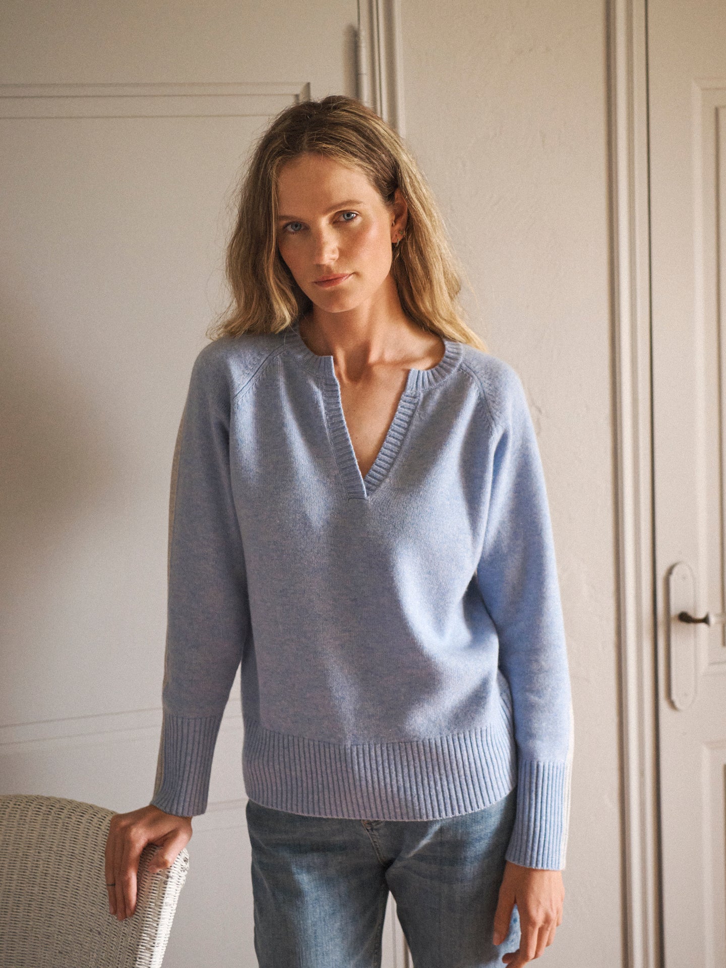 Salma side stripe sweater - Pale Blue / Light Grey