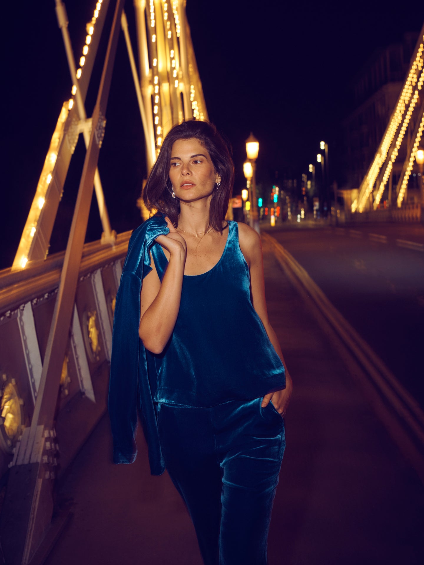 Violet velvet vest - Peacock