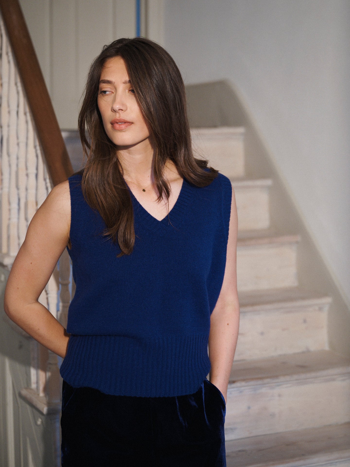 Vee cashmere tank - Navy