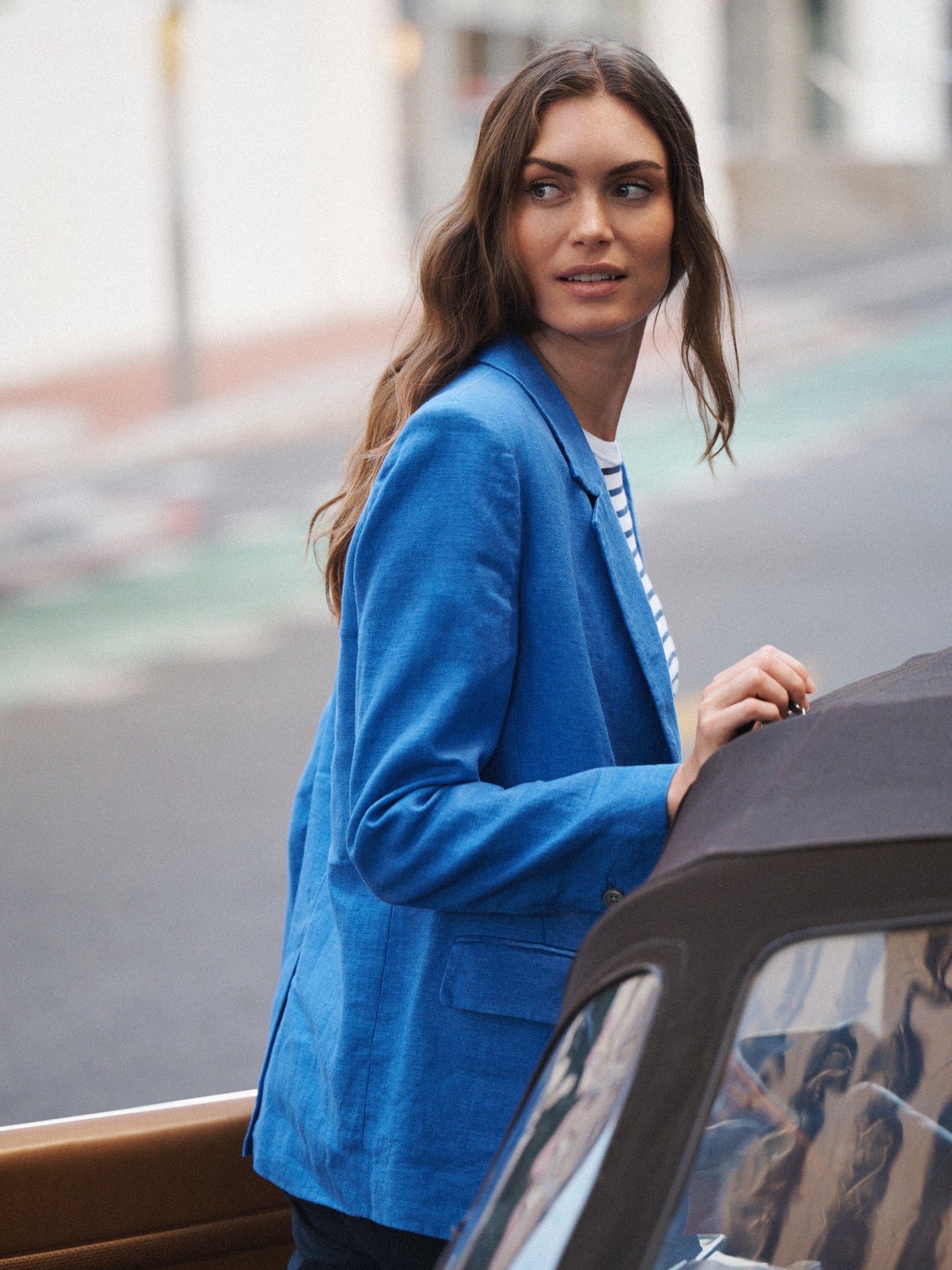 Bryony oversized linen jacket - Bright Blue