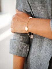 Ivory Flower Bracelet