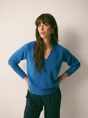 Henri cashmere sweater - Delft Blue | NRBY Clothing