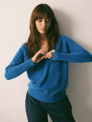 Henri cashmere sweater - Delft Blue | NRBY Clothing