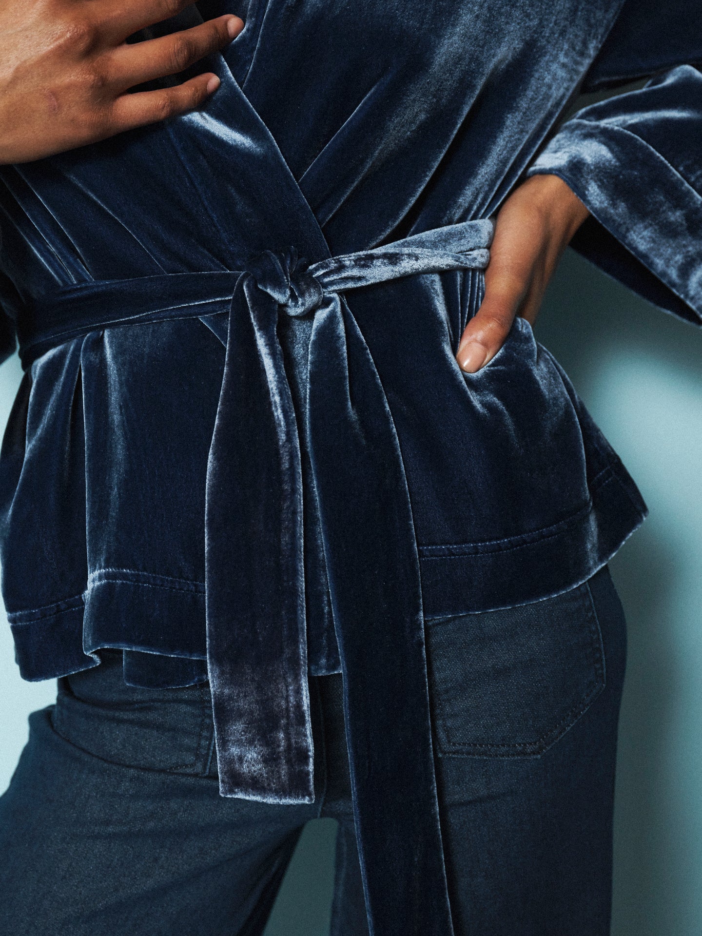 Butterfly silk blend velvet short kimono - Denim Blue