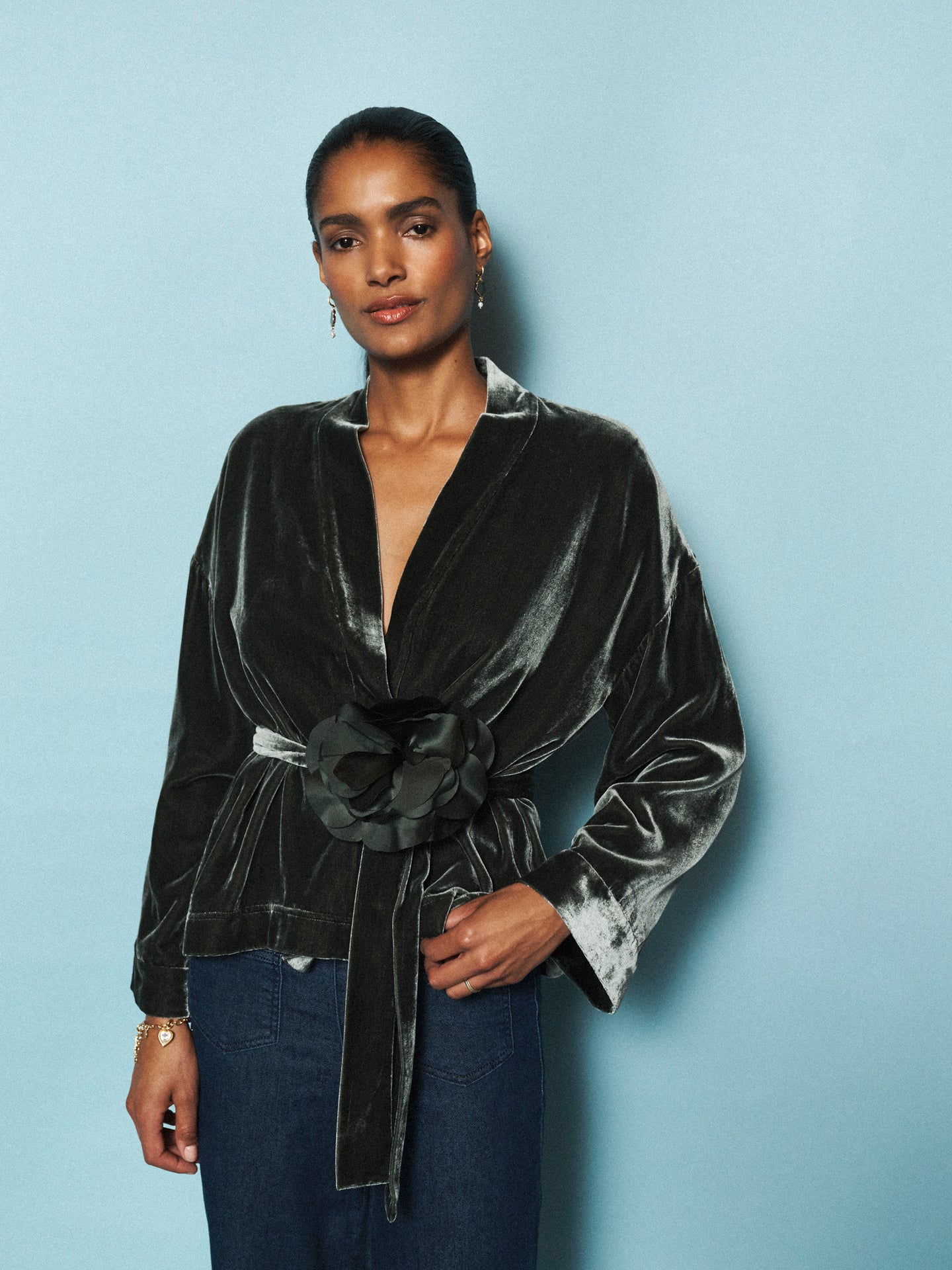Butterfly silk blend velvet short kimono - Khaki