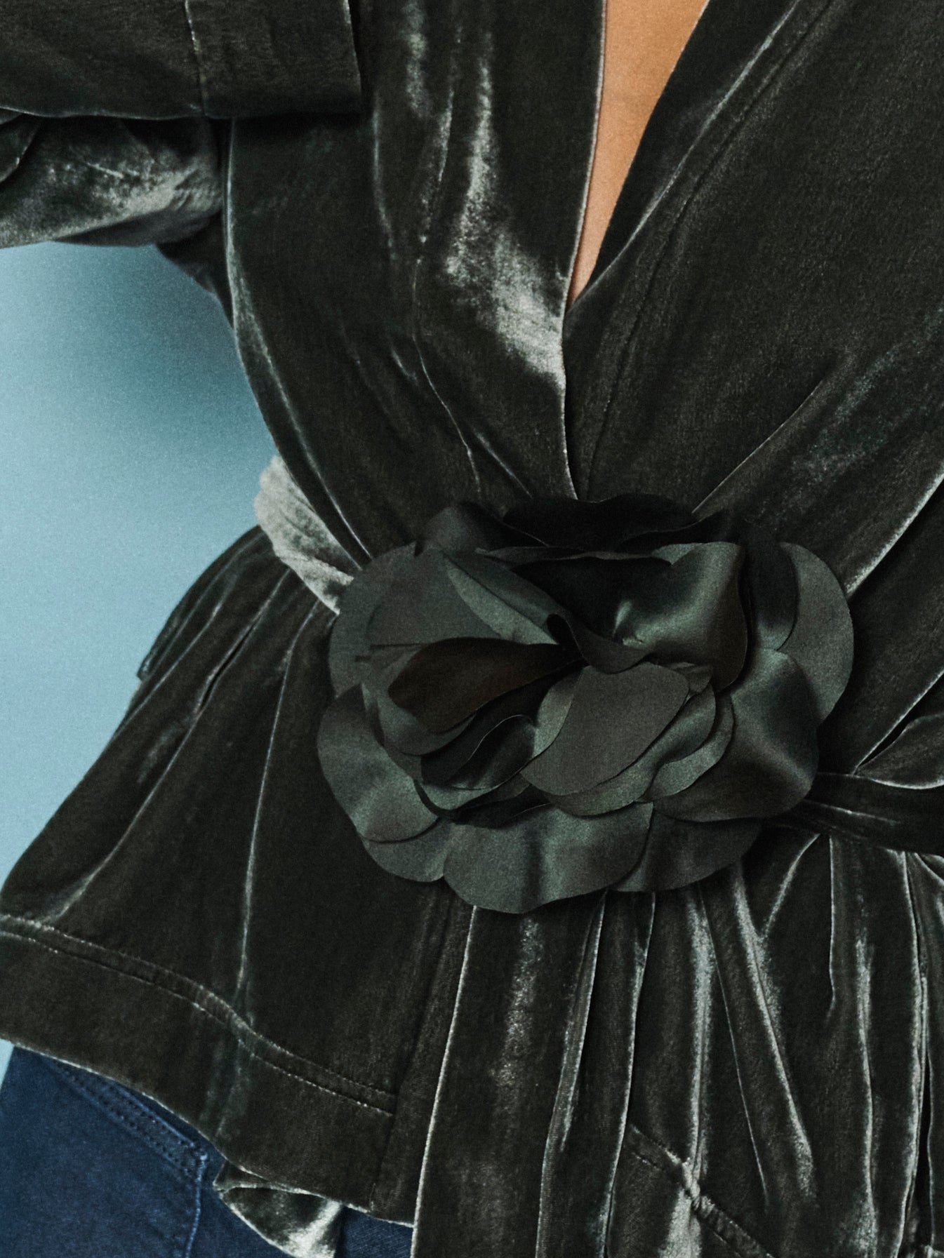 Silk flower corsage - Khaki
