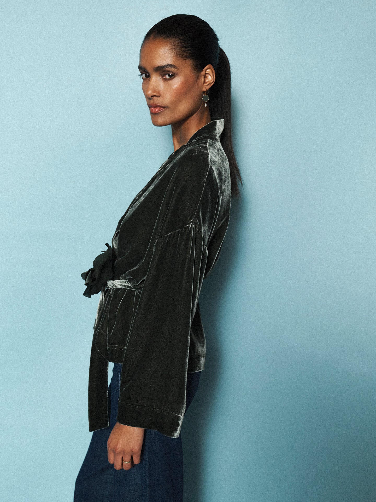 Butterfly silk blend velvet short kimono - Khaki