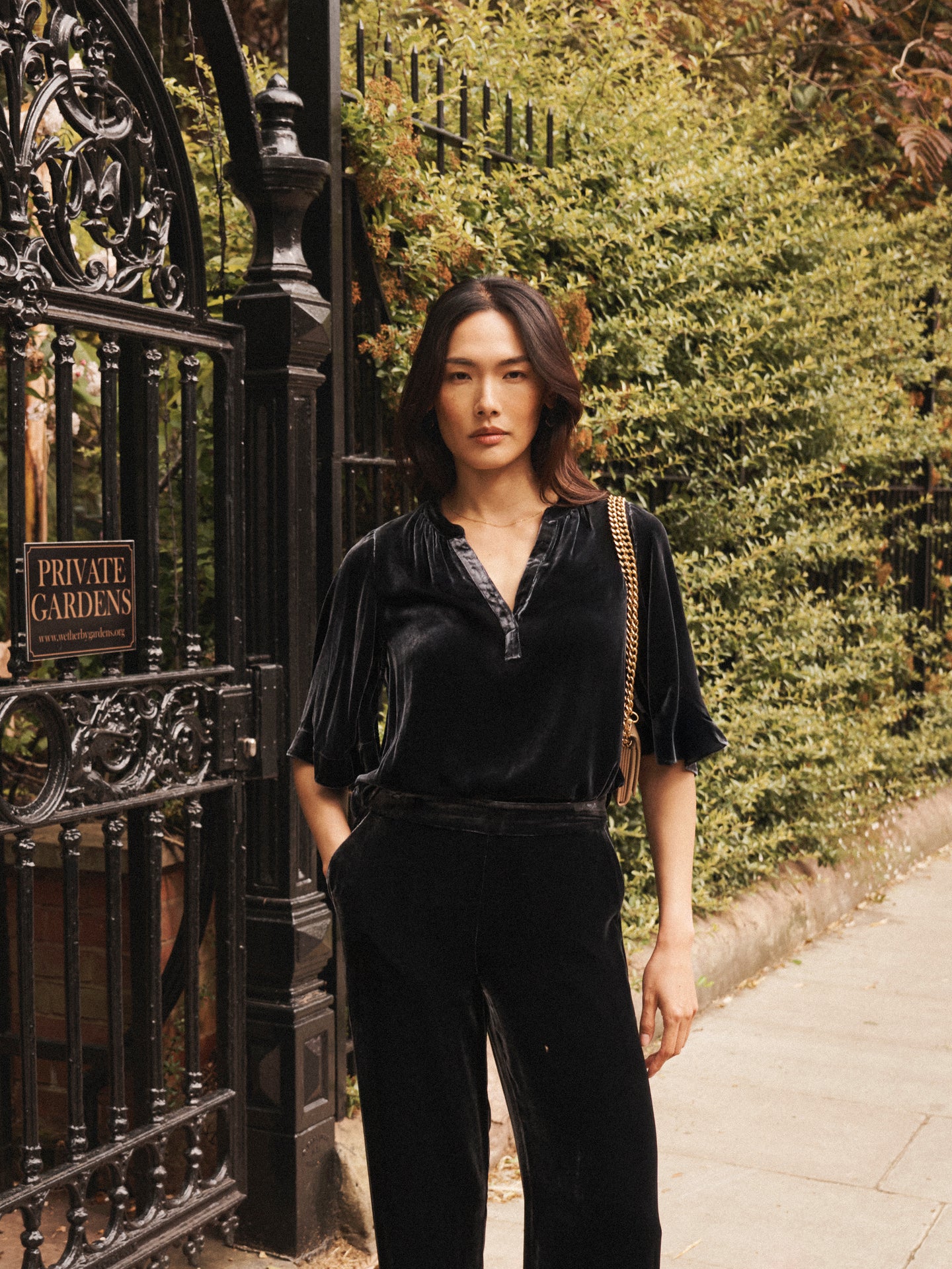 Leena silk blend velvet top - Carbon