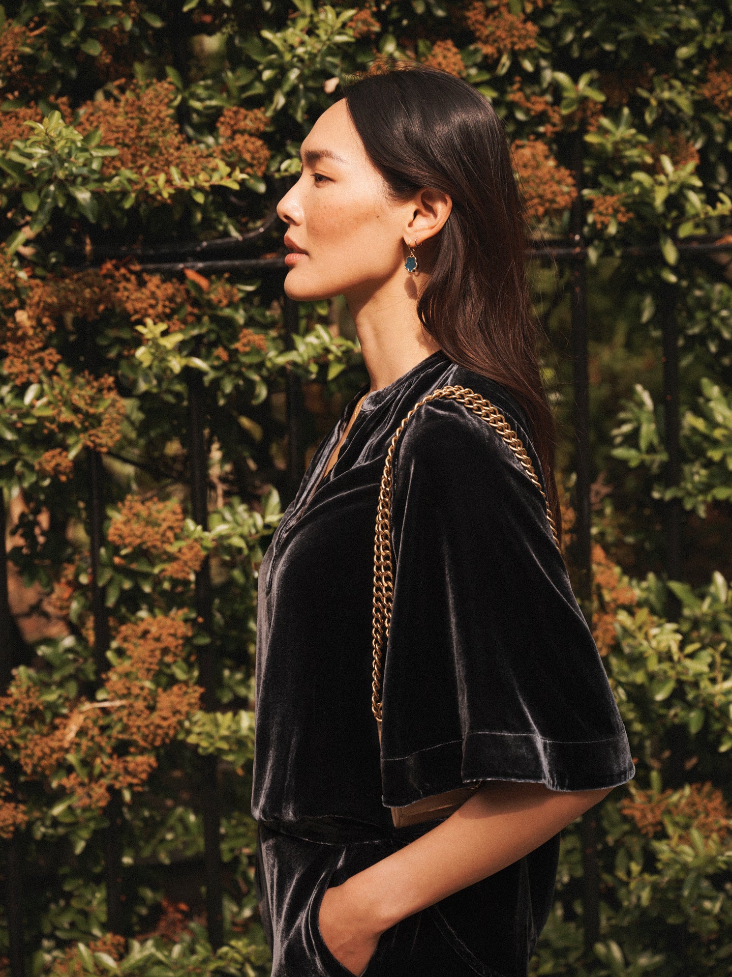 Leena silk blend velvet top - Carbon