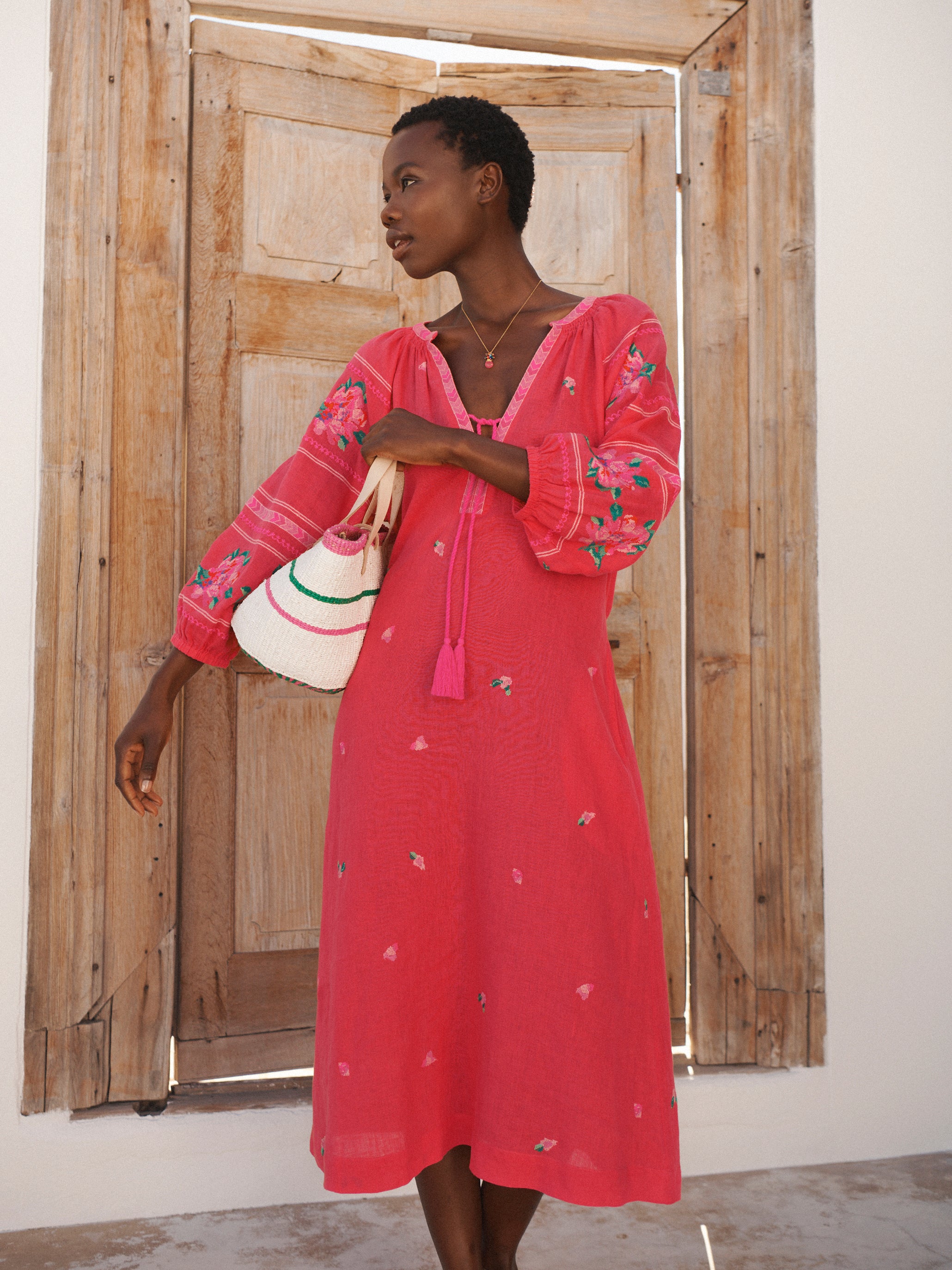 ［Ri］Bibiy. PEONY DRESS Two ways to wear the moment. The Peony Dress now comes in