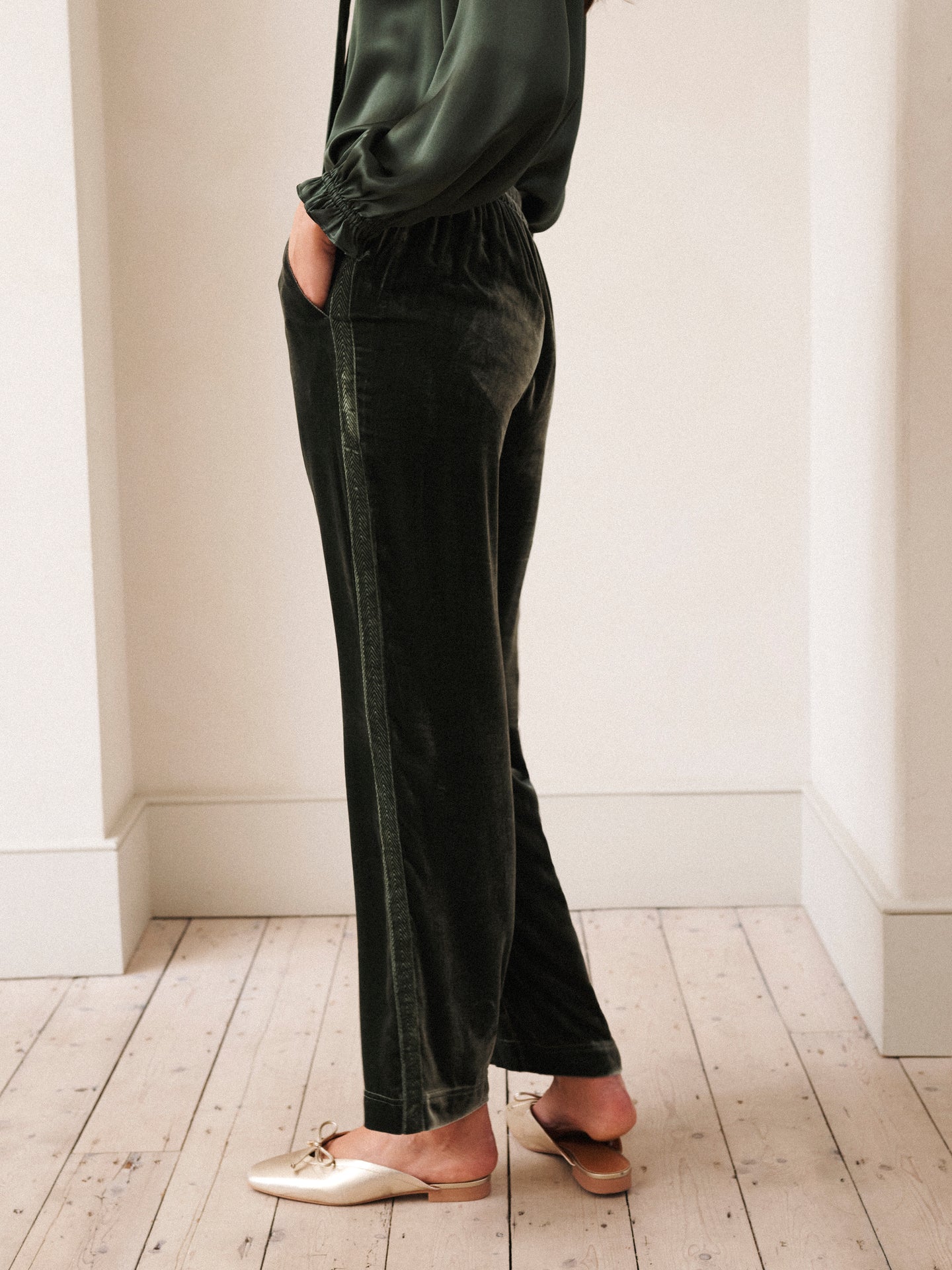 Thea silk blend velvet herringbone side stripe trouser - Khaki