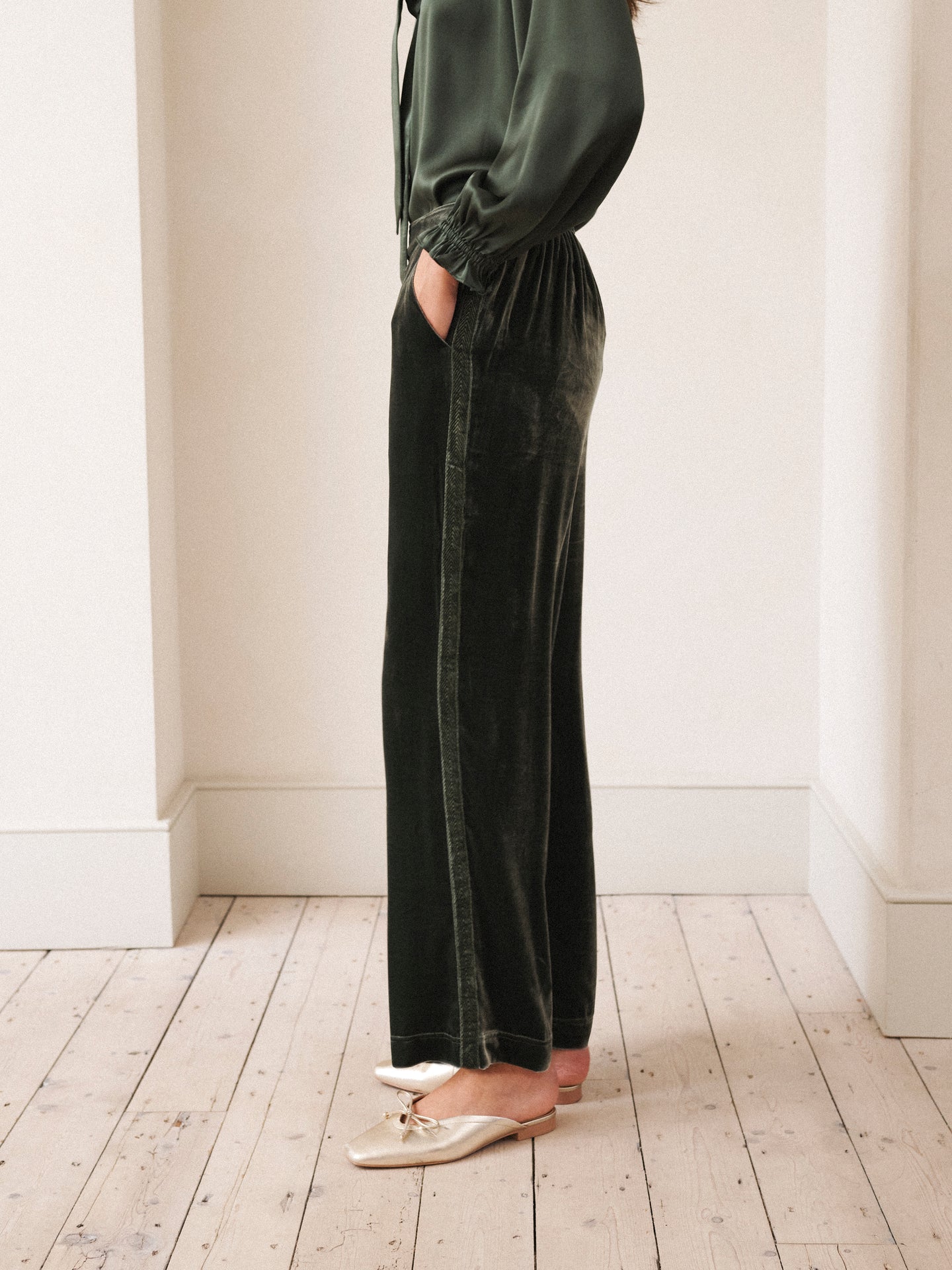 Thea silk blend velvet herringbone side stripe trouser - Khaki