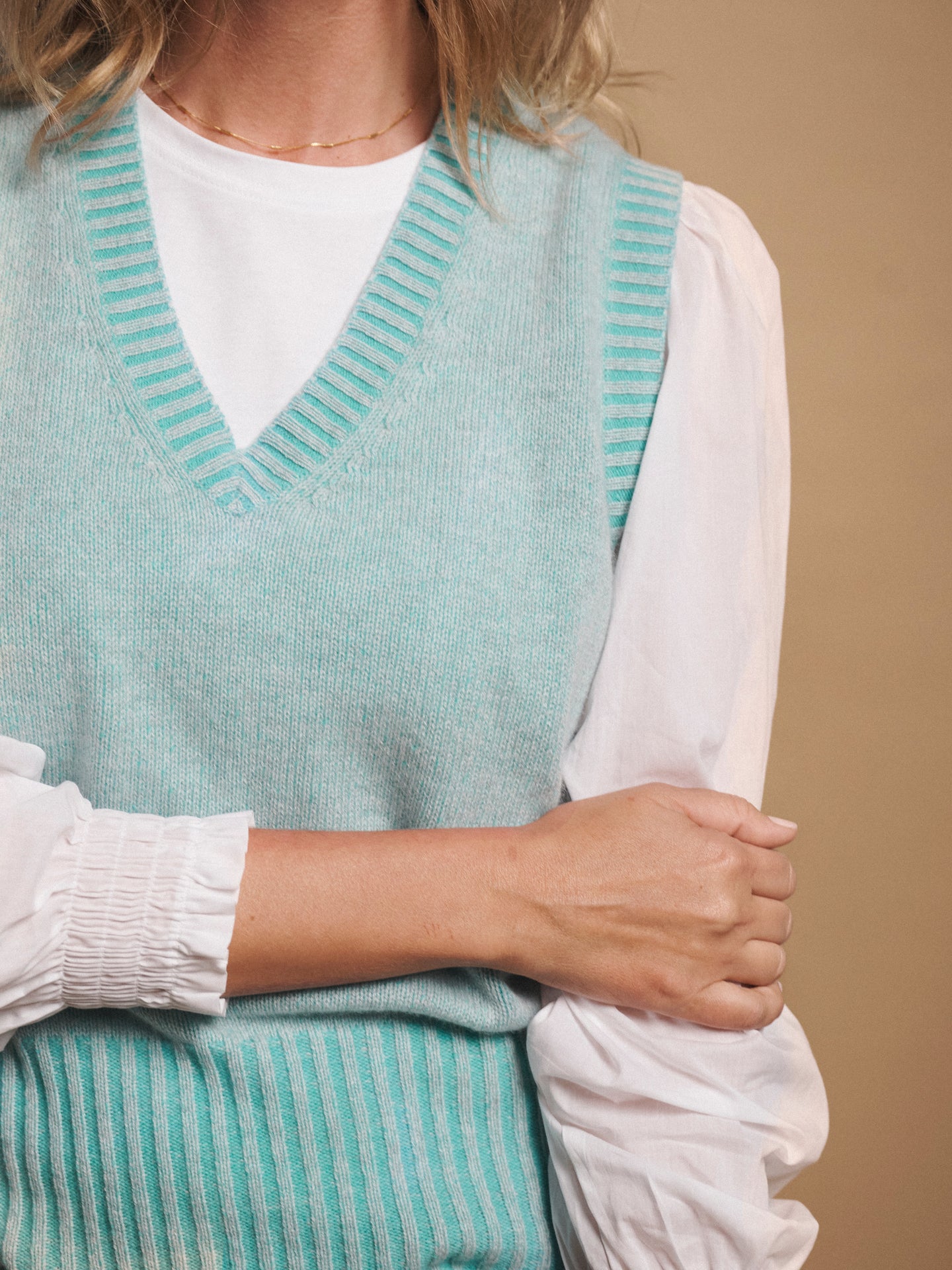 Vee cashmere tank - Aqua