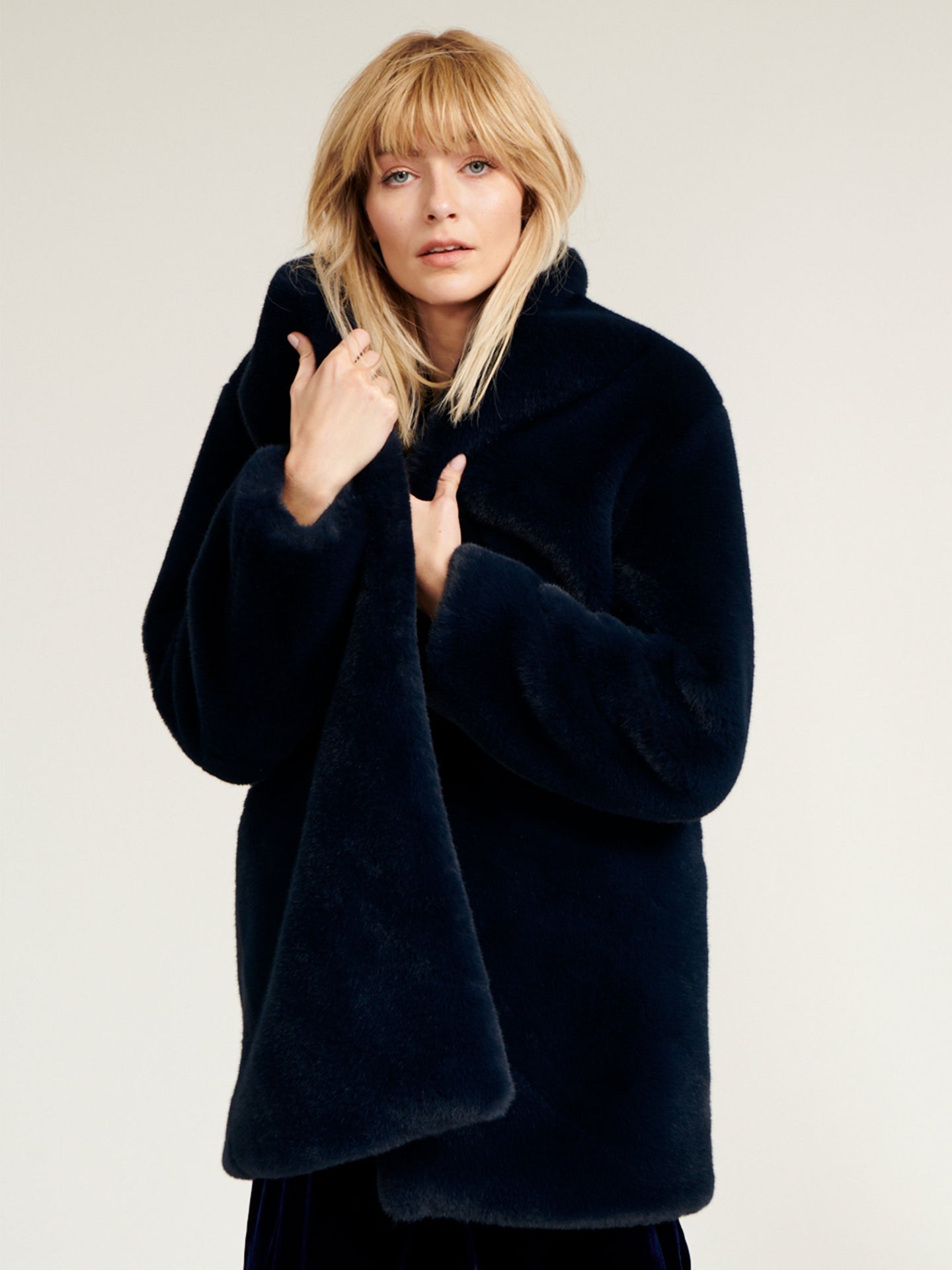 Dulcie faux fur 3/4 coat – Navy – NRBY