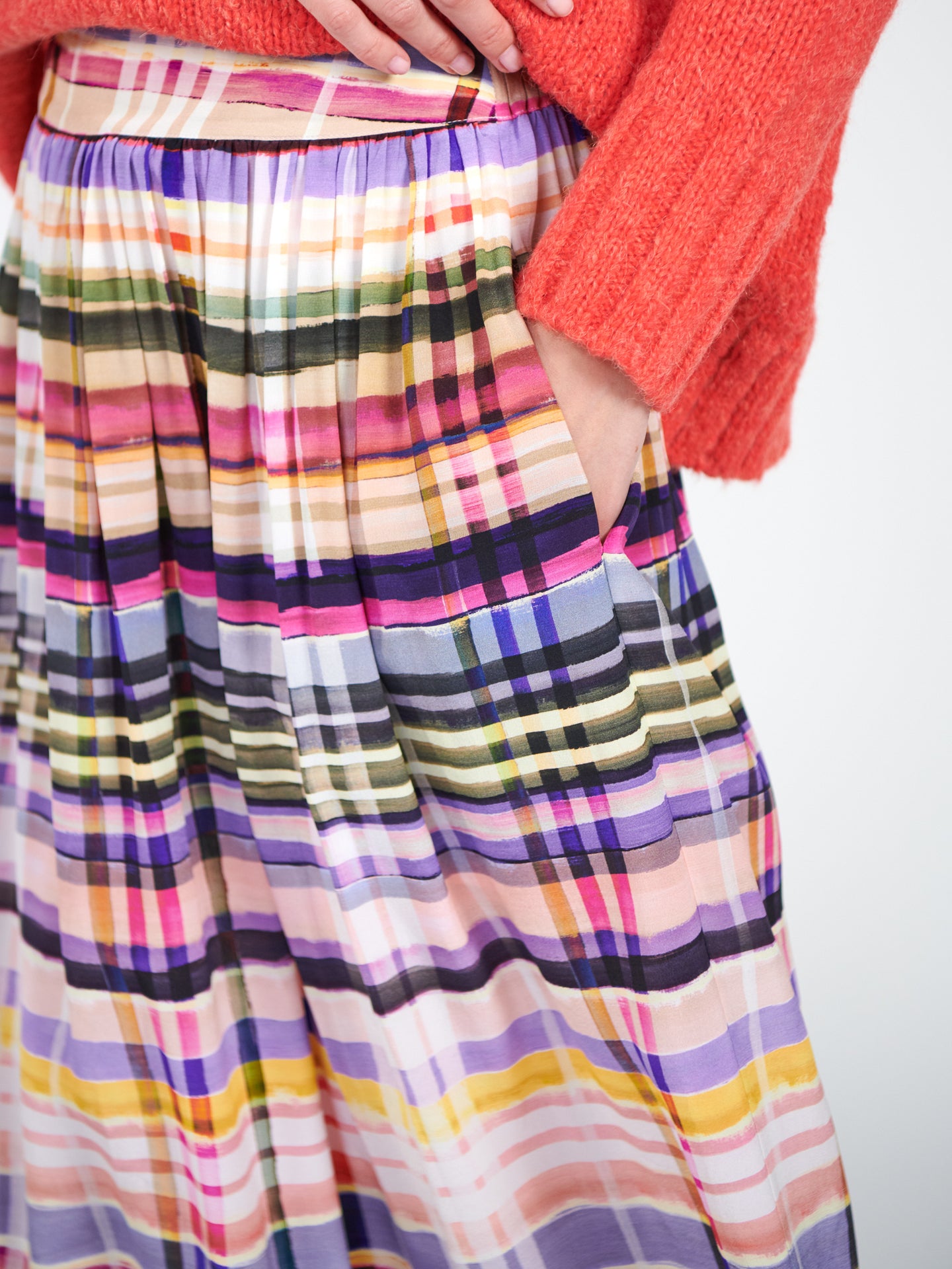 Lina silk blurred check skirt
